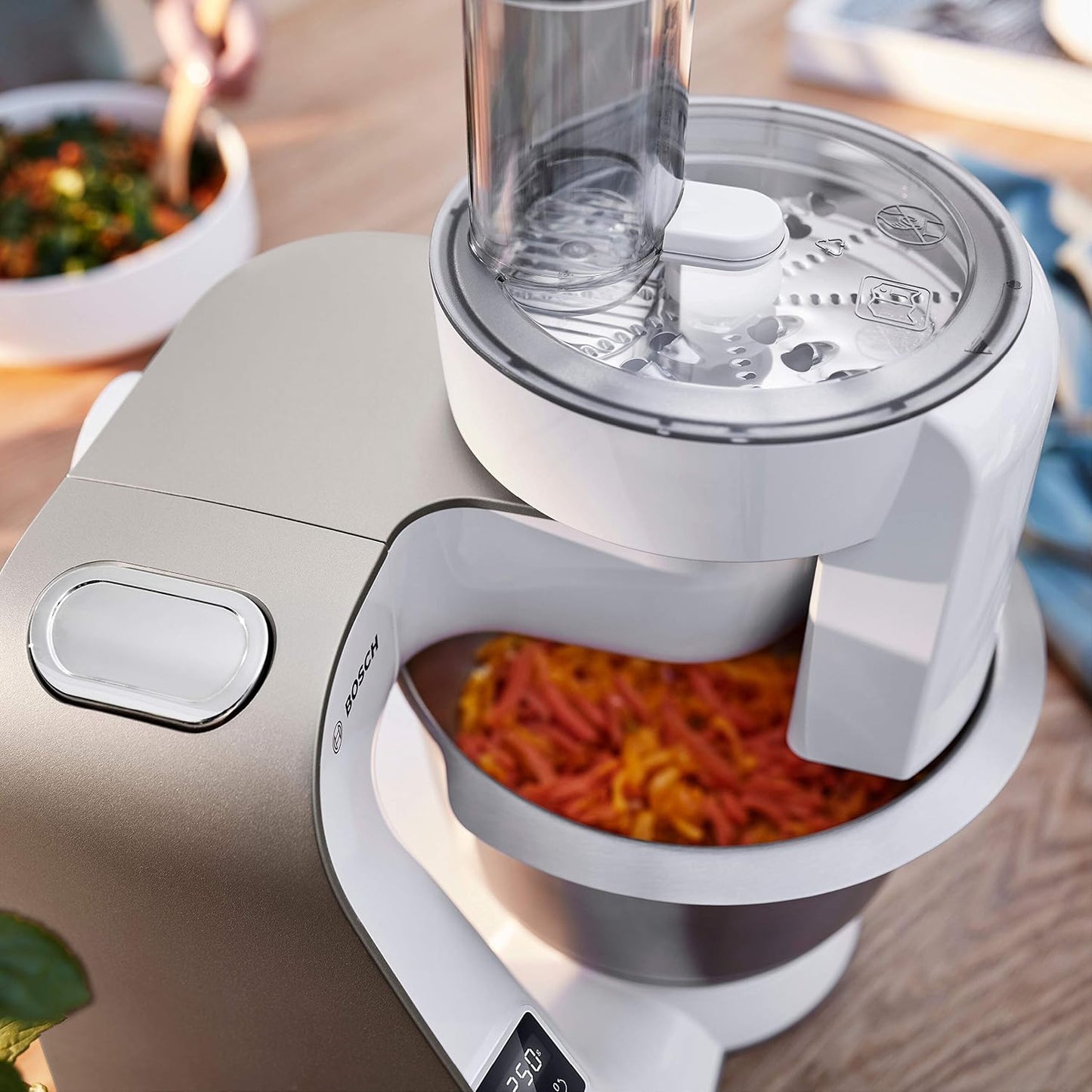 Stand Mixer 7 In 1 1000W 3.9L Bowl 7 Speeds White Silver